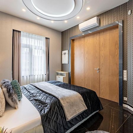 Luxury Royal Central Apartment By Prestige Homes ブダペスト エクステリア 写真