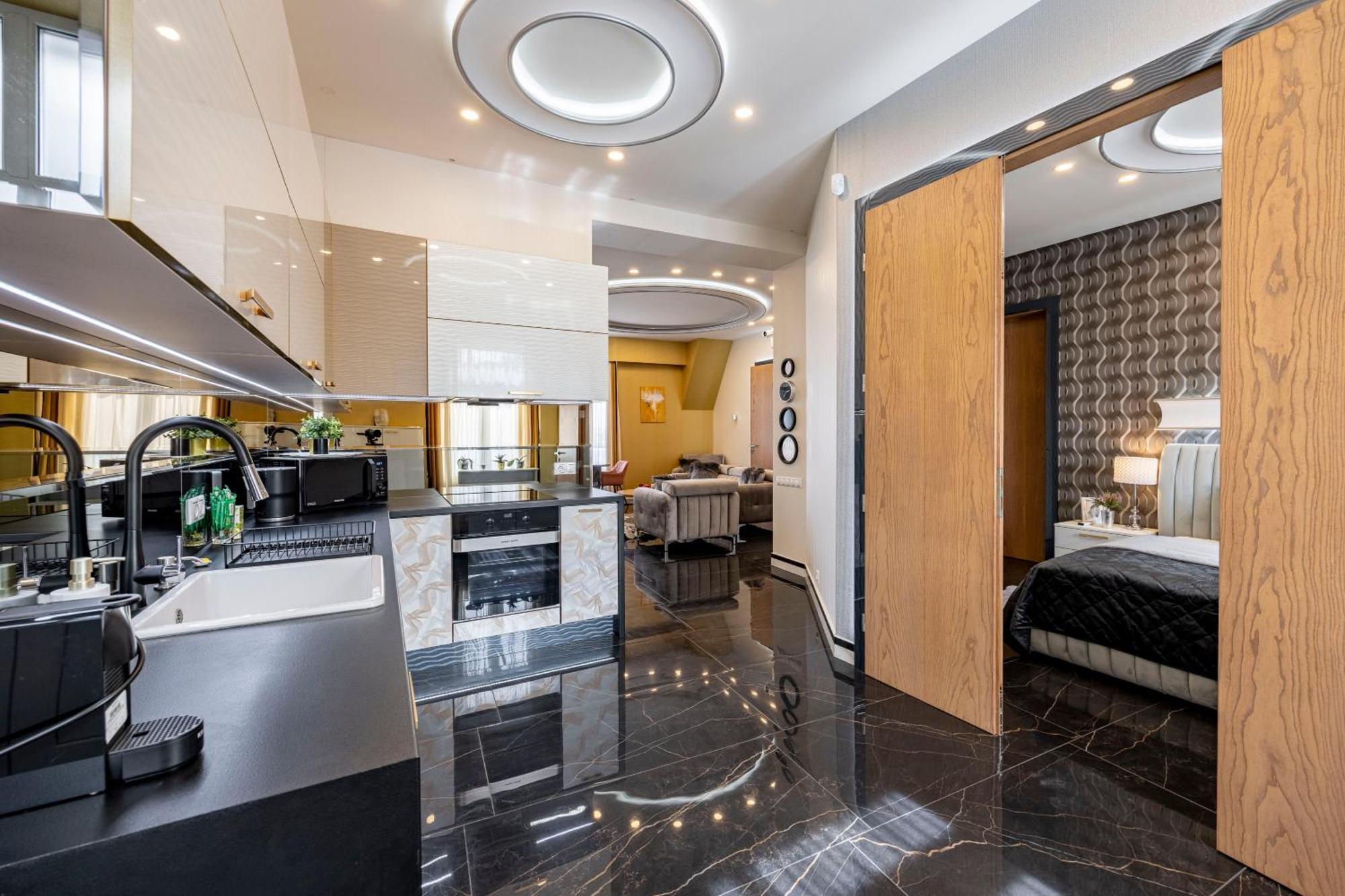 Luxury Royal Central Apartment By Prestige Homes ブダペスト エクステリア 写真