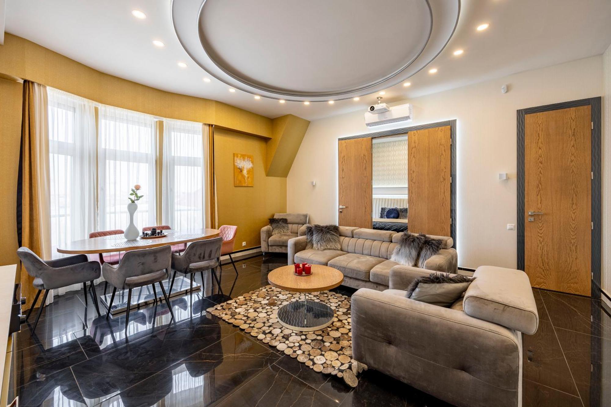 Luxury Royal Central Apartment By Prestige Homes ブダペスト エクステリア 写真